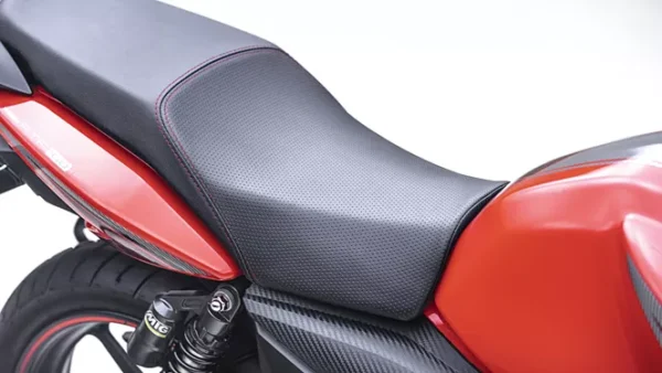TVS Apache RTR 160 - Image 4